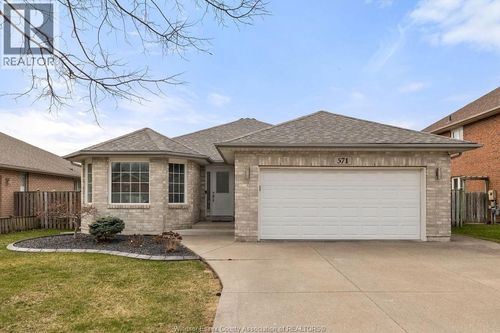 571 Banwell Road, Windsor, ON, N8P1J8 | Card Image