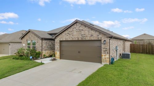 1312 Honeysuckle Dr, Josephine, TX, 75189-5485 | Card Image