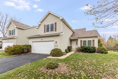 1356 Oakland Circle, North Aurora, IL, 60542 | Card Image