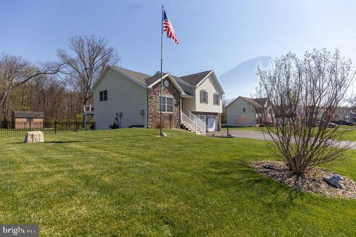 1753 Raven Dr, CHAMBERSBURG, PA, 17202-7206 | Card Image
