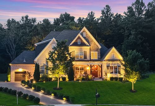 800 Singleton Ln, Brentwood, TN, 37027-1466 | Card Image
