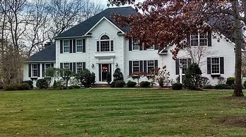 2 Foster Way, East Greenwich, RI, 02818-1080 | Card Image