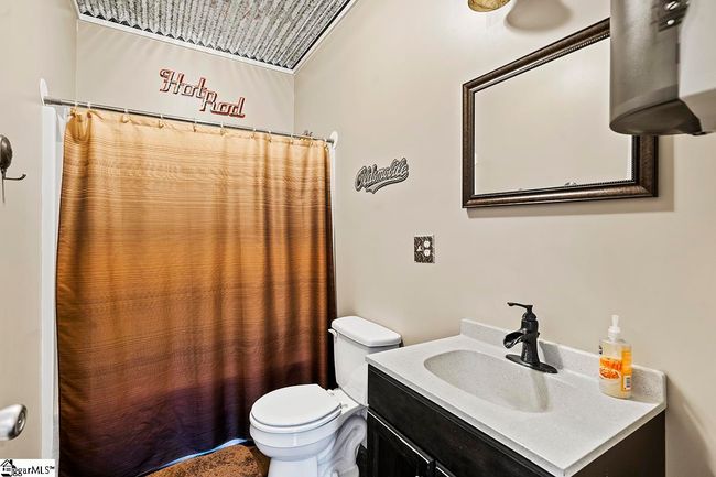 408 Miller Rd, House other with 5 bedrooms, 3 bathrooms and 2 parking in Hodges SC | Image 20