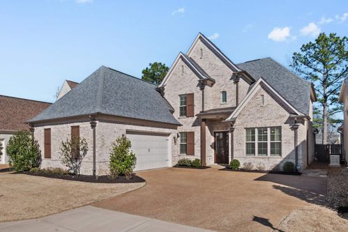 202 Chadwick Woods Ln, Collierville, TN, 38017-1011 | Card Image
