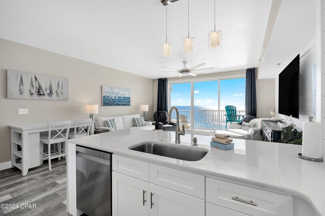 UNIT-1402 - 9900 S Thomas Dr, Condo with 1 bedrooms, 2 bathrooms and null parking in Panama City Beach FL | Image 23