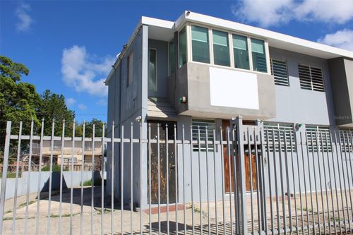 3-TOWN PARK APTS APTO 3 Calle Marginal, TRUJILLO ALTO, PR, 00976 | Card Image