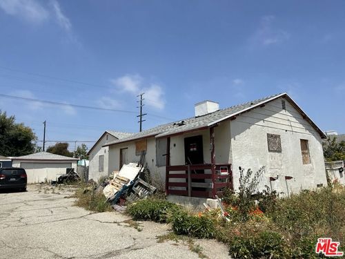 8331 Kittyhawk Avenue, Los Angeles, CA, 90045 | Card Image