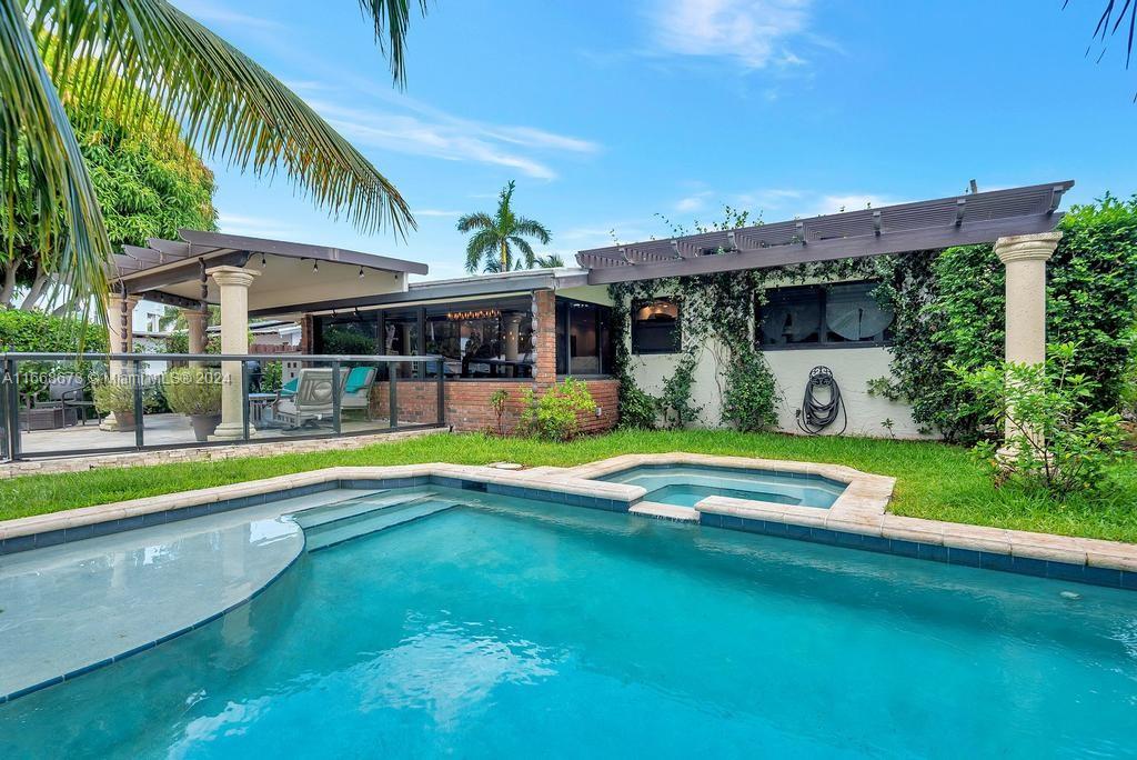 14th St, Pompano Beach, FL 33062