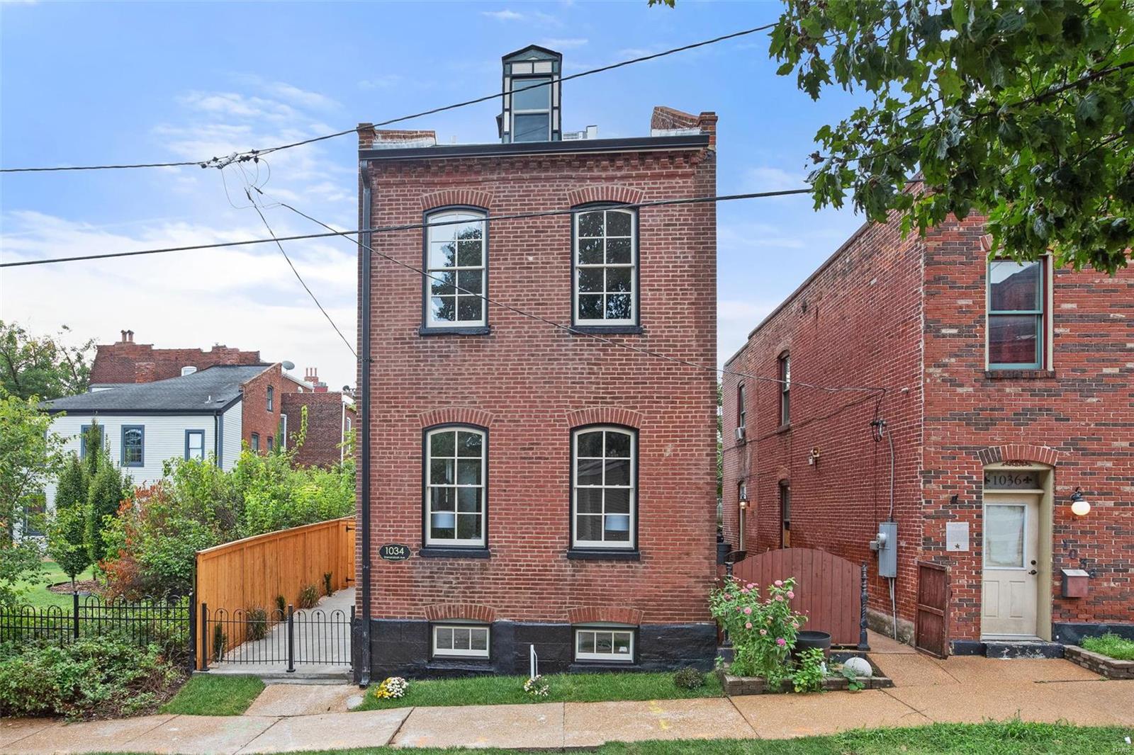 Shenandoah Ave, Saint Louis, MO 63104