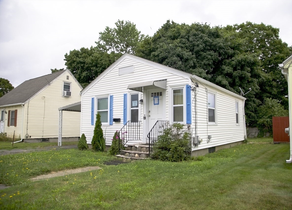 Caporal St, Cranston, RI 02910