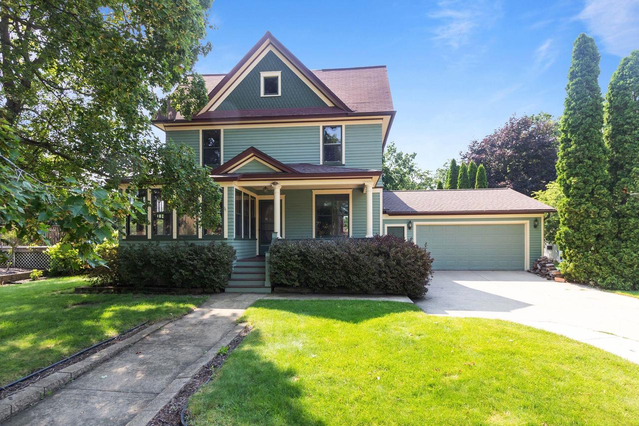 Mill St, Green Lake, WI 54941