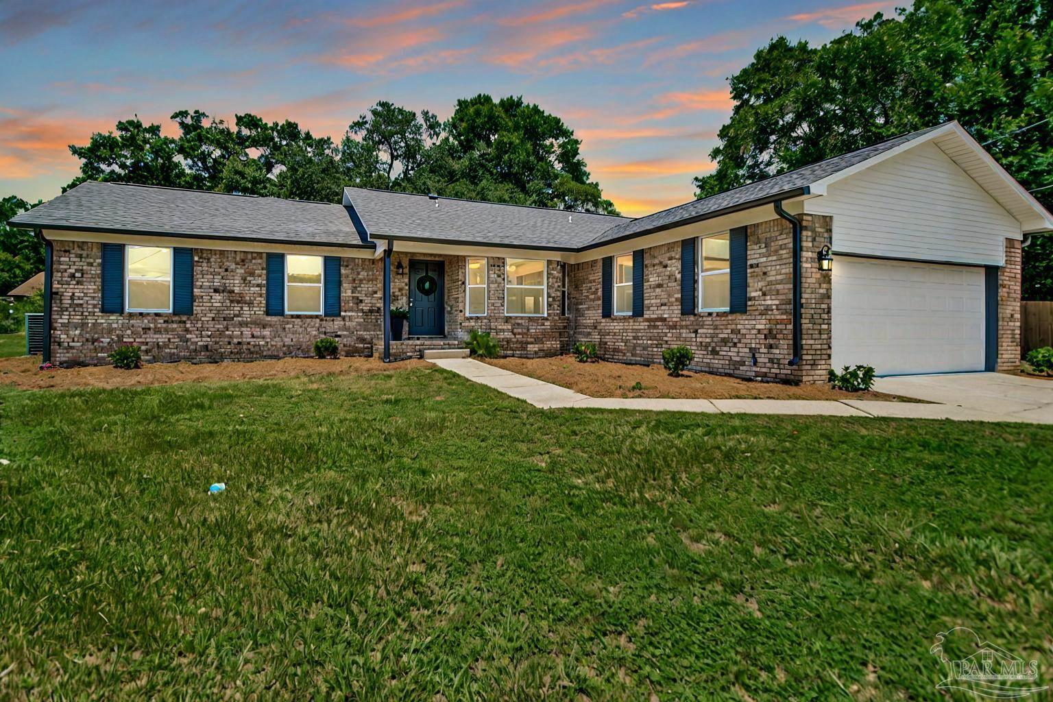 Greenwell St, Pensacola, FL 32526