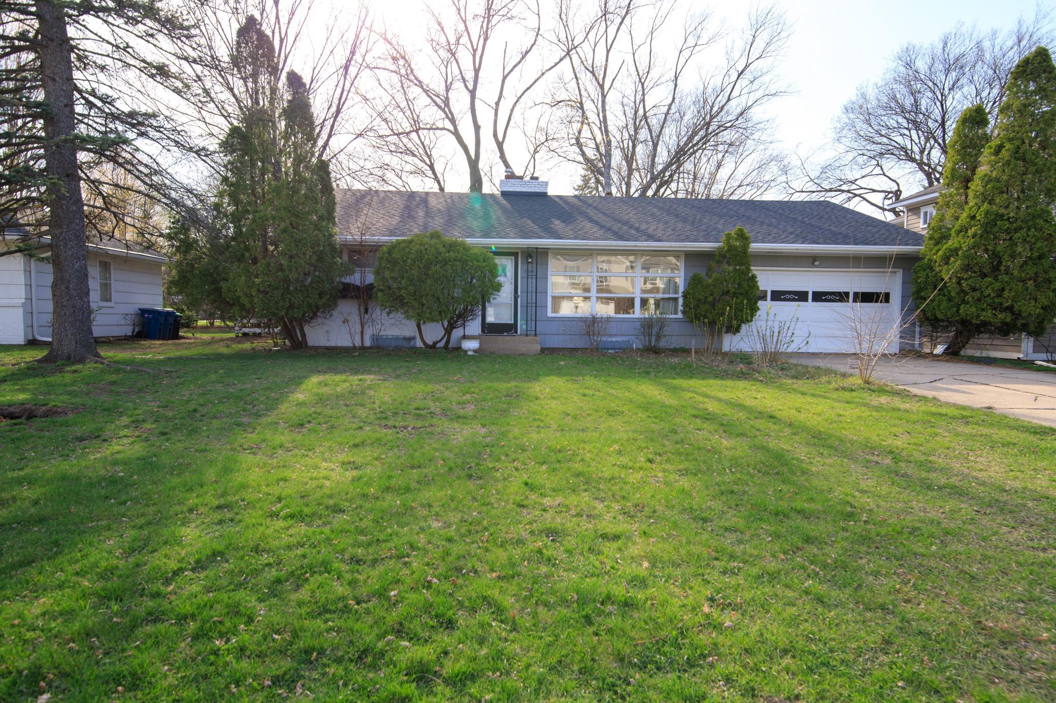 Zenith Ave, Edina, MN 55410