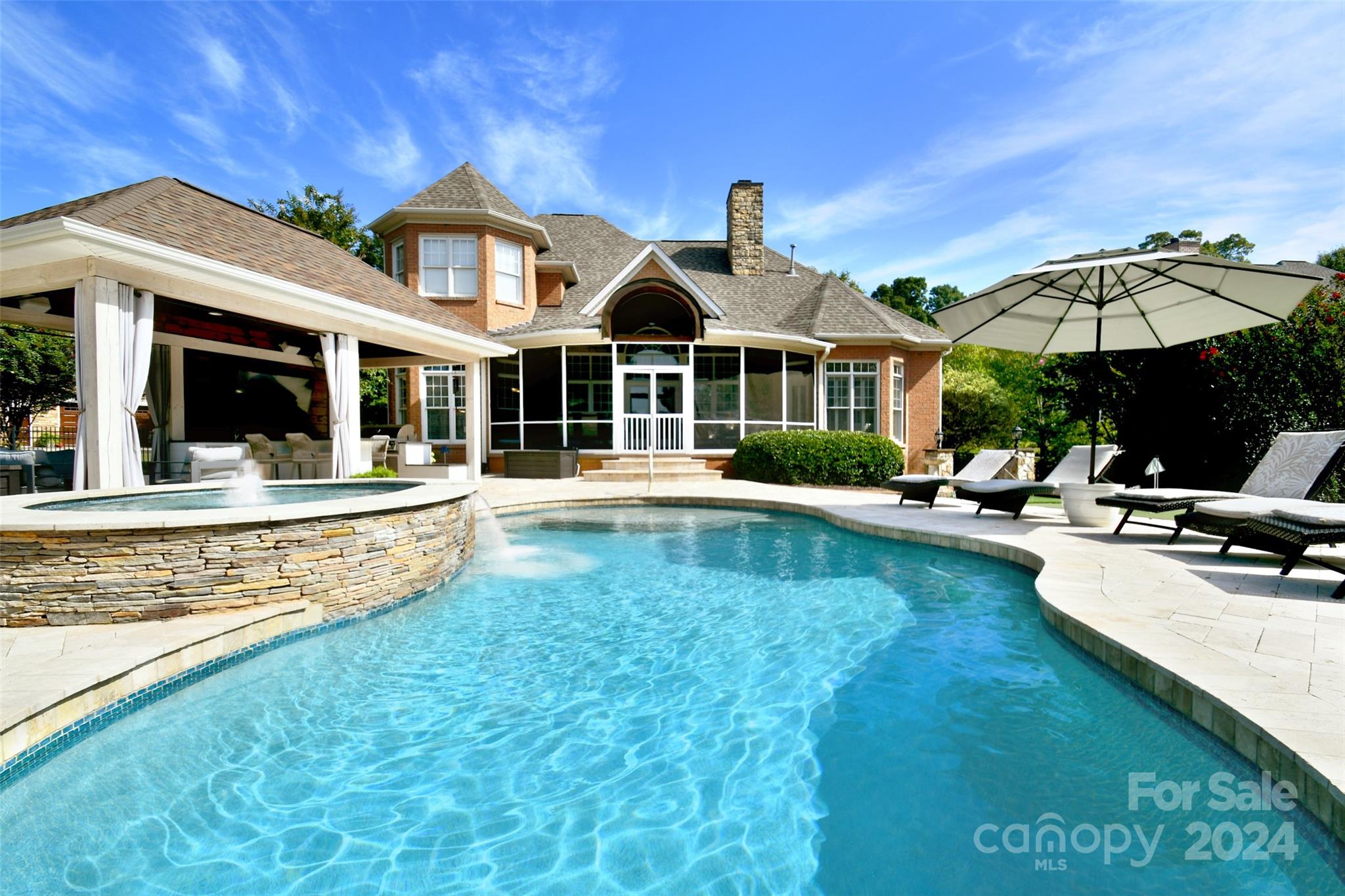 Fox Ridge Cir, Davidson, NC 28036