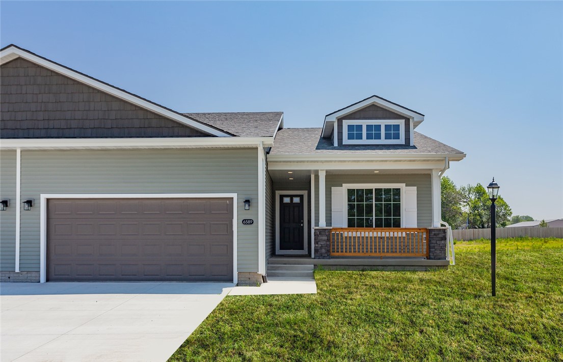 11th Ct, Des Moines, IA 50313