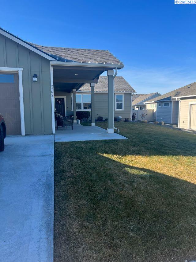 Taft St, Kennewick, WA 99338