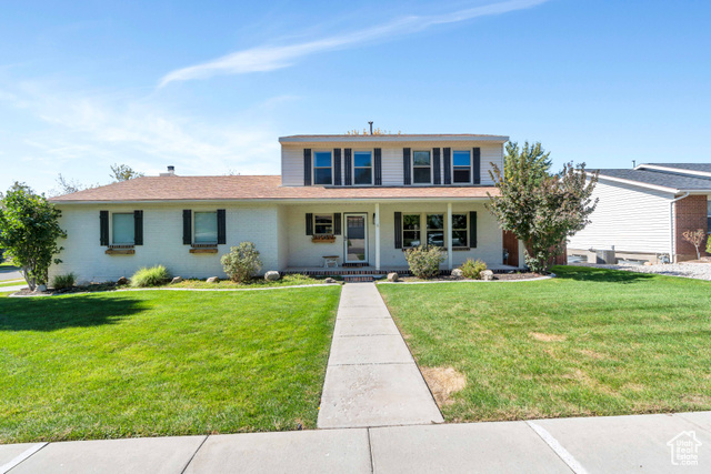 Countrywood Dr, Sandy, UT 84092