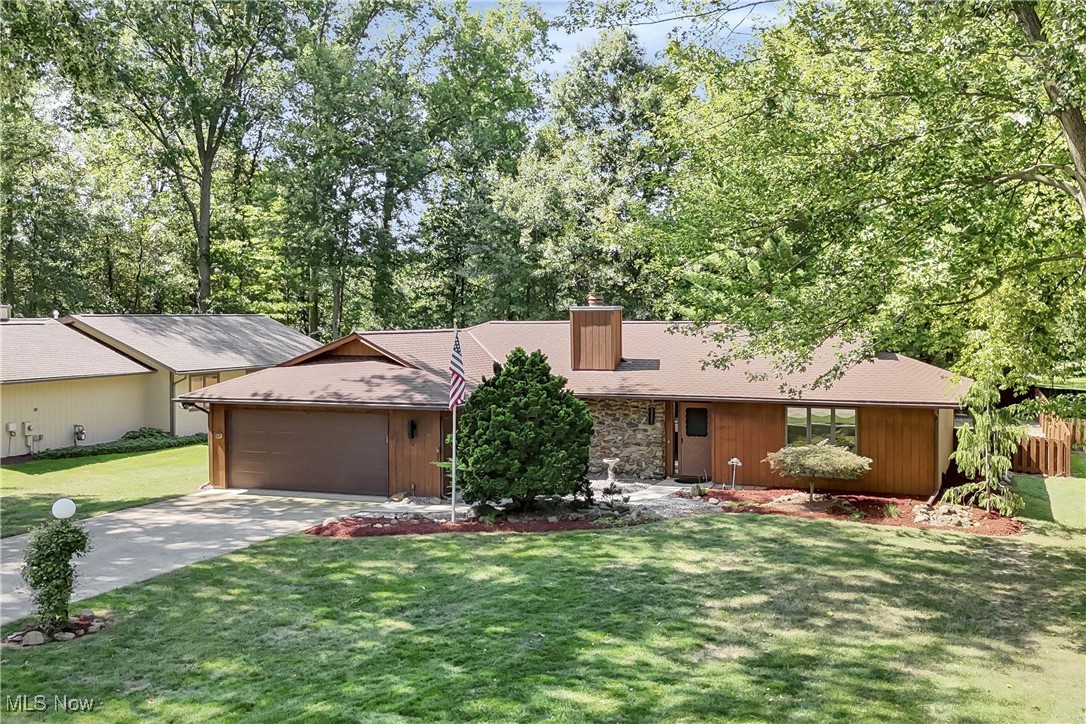 Barton Rd, North Ridgeville, OH 44039