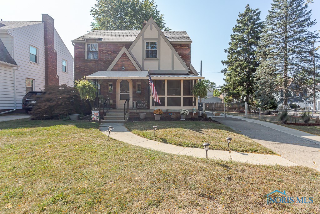 Maxwell Rd, Toledo, OH 43613