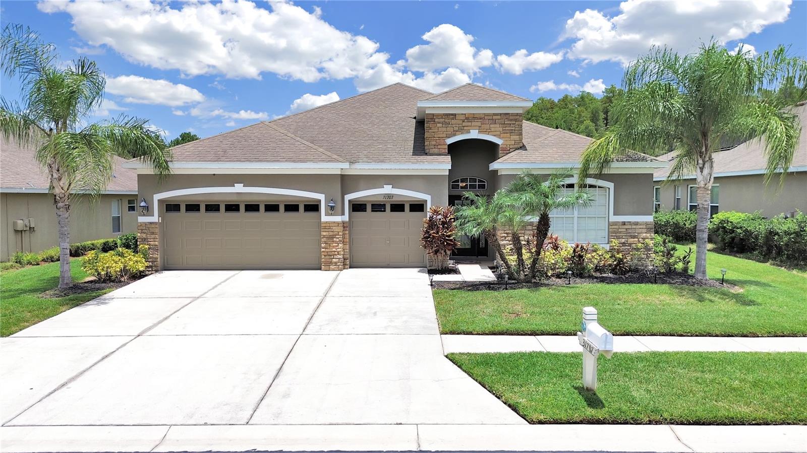 Holcomb Pass, Wesley Chapel, FL 33543