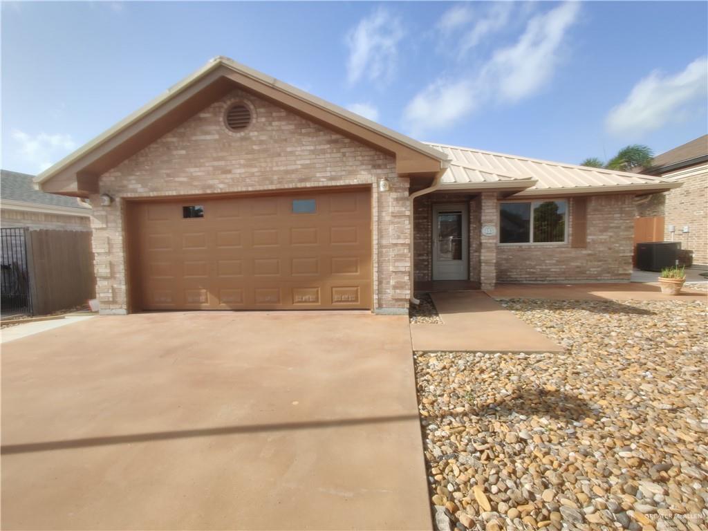 Gastel Cir, Mission, TX 78572
