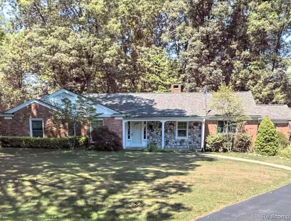 Blair House Ct, Bloomfield Hills, MI 48302 #1