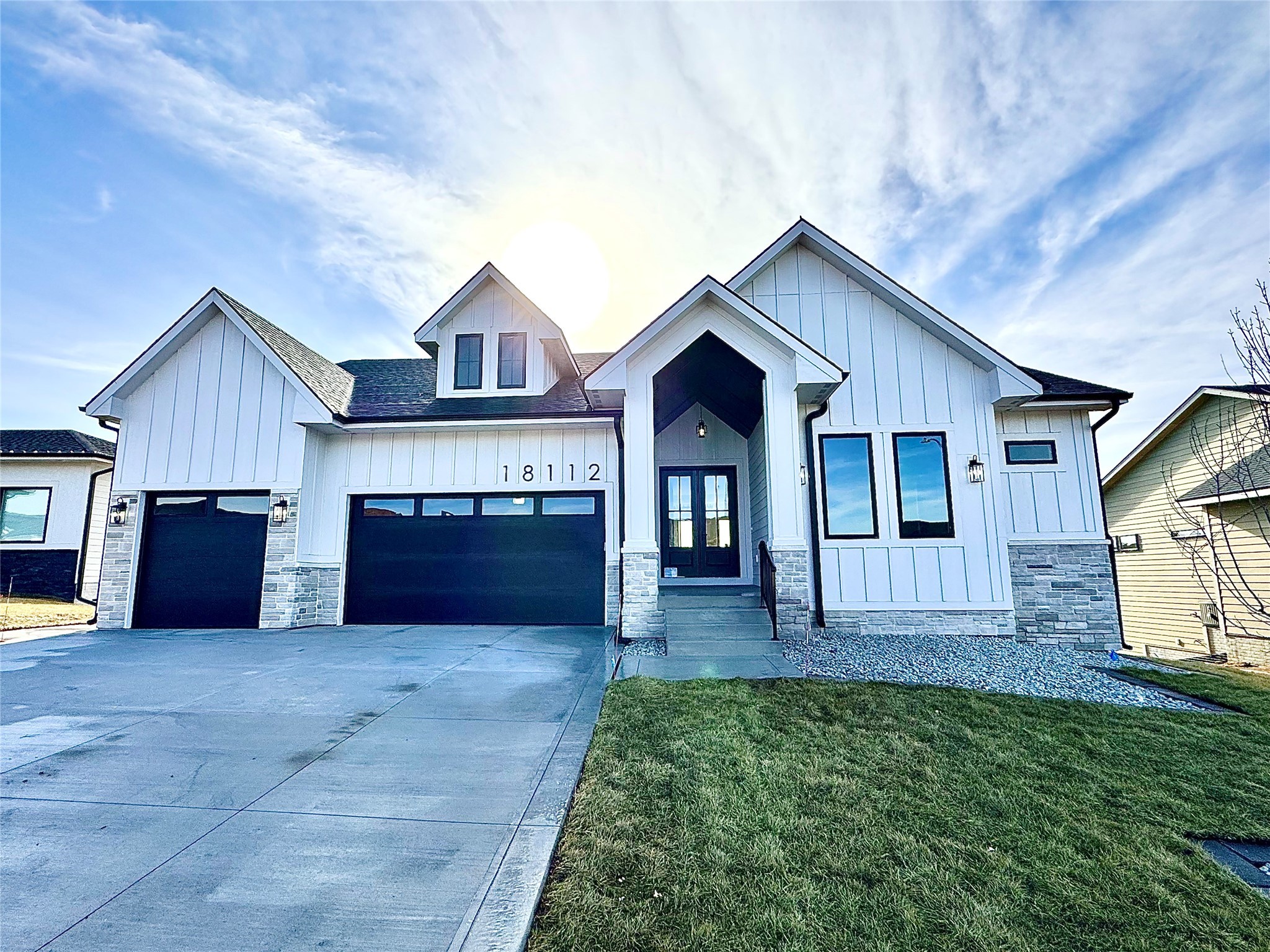 Tanglewood Dr, Clive, IA 50325