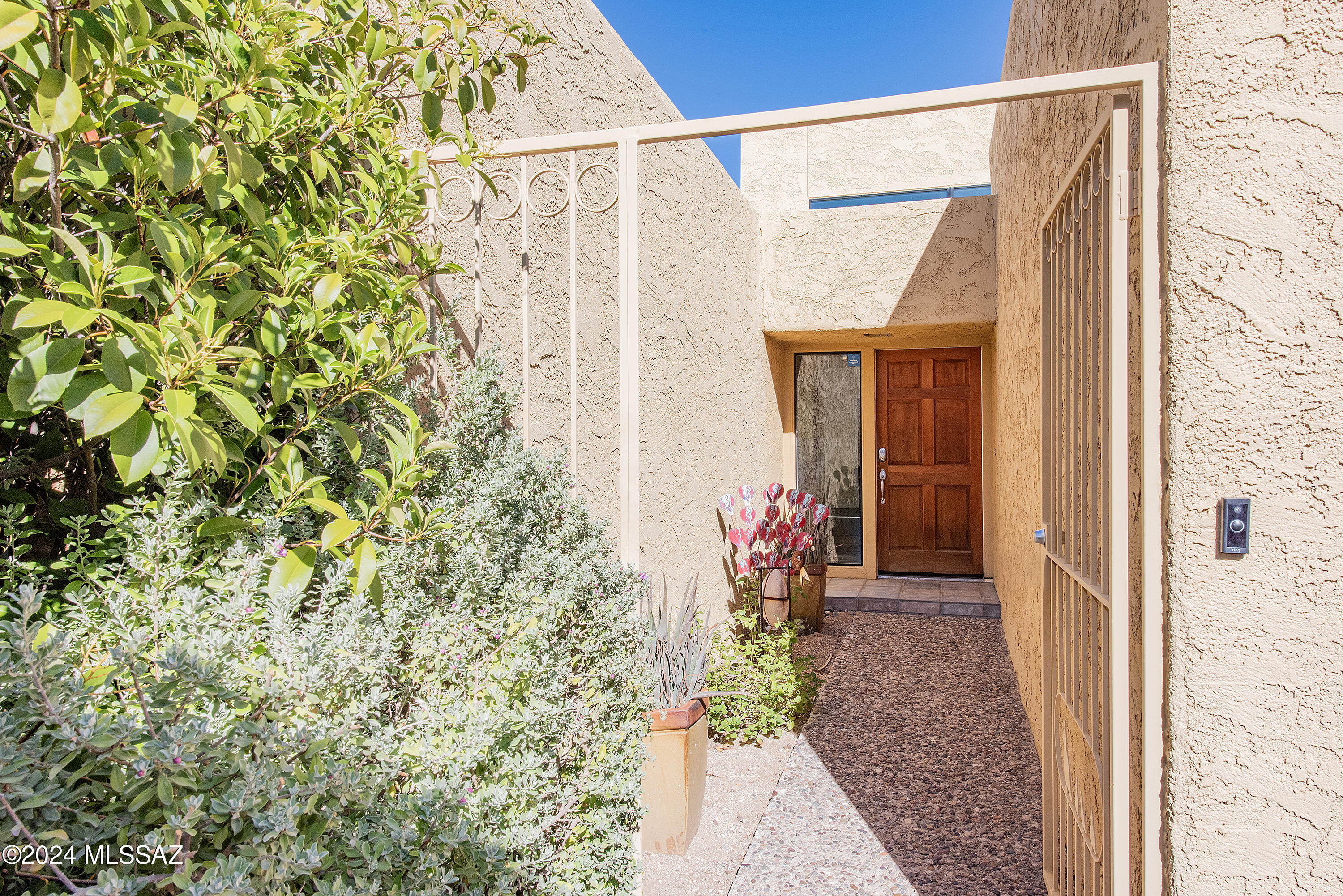 Placita Leslie , Tucson, AZ 85718