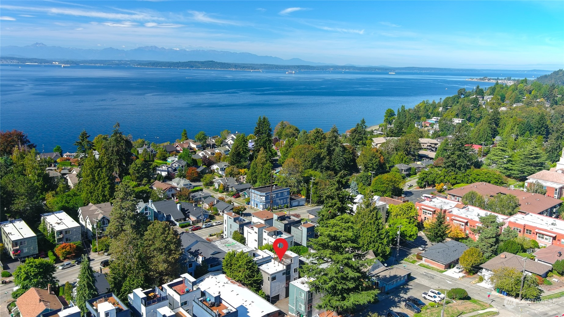 Bainbridge Pl, Seattle, WA 98136