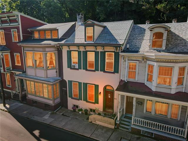 Broadway , Jim Thorpe, PA 18229 #1