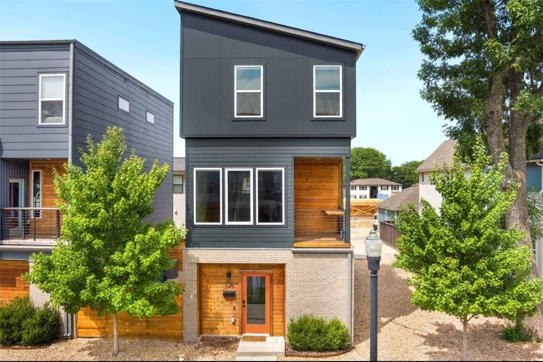 B St, Bentonville, AR 72712