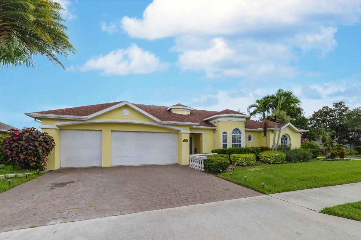 Gatlin Dr, Rockledge, FL 32955
