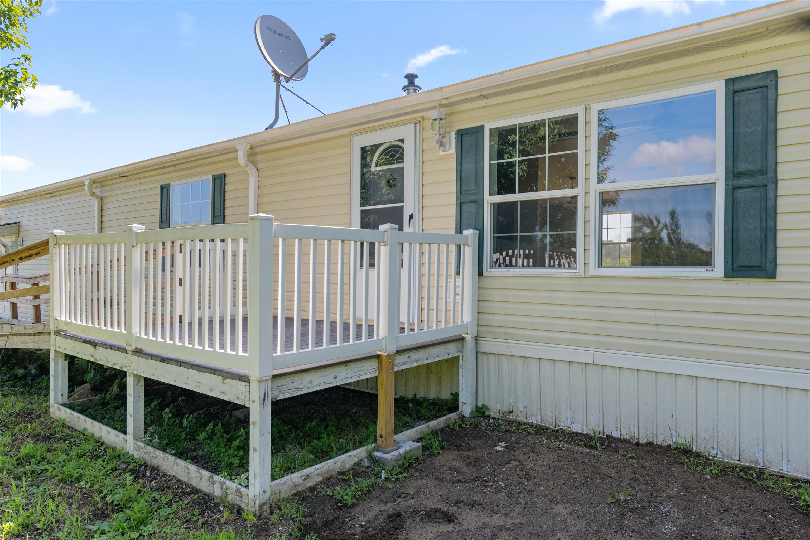 Deso Dr, Alburgh, VT 05440