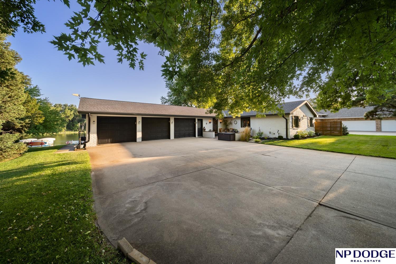 Ventura Dr, Fremont, NE 68025