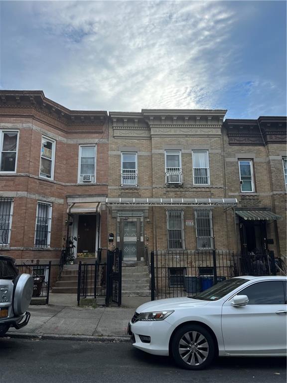 46th St, Brooklyn, NY 11220