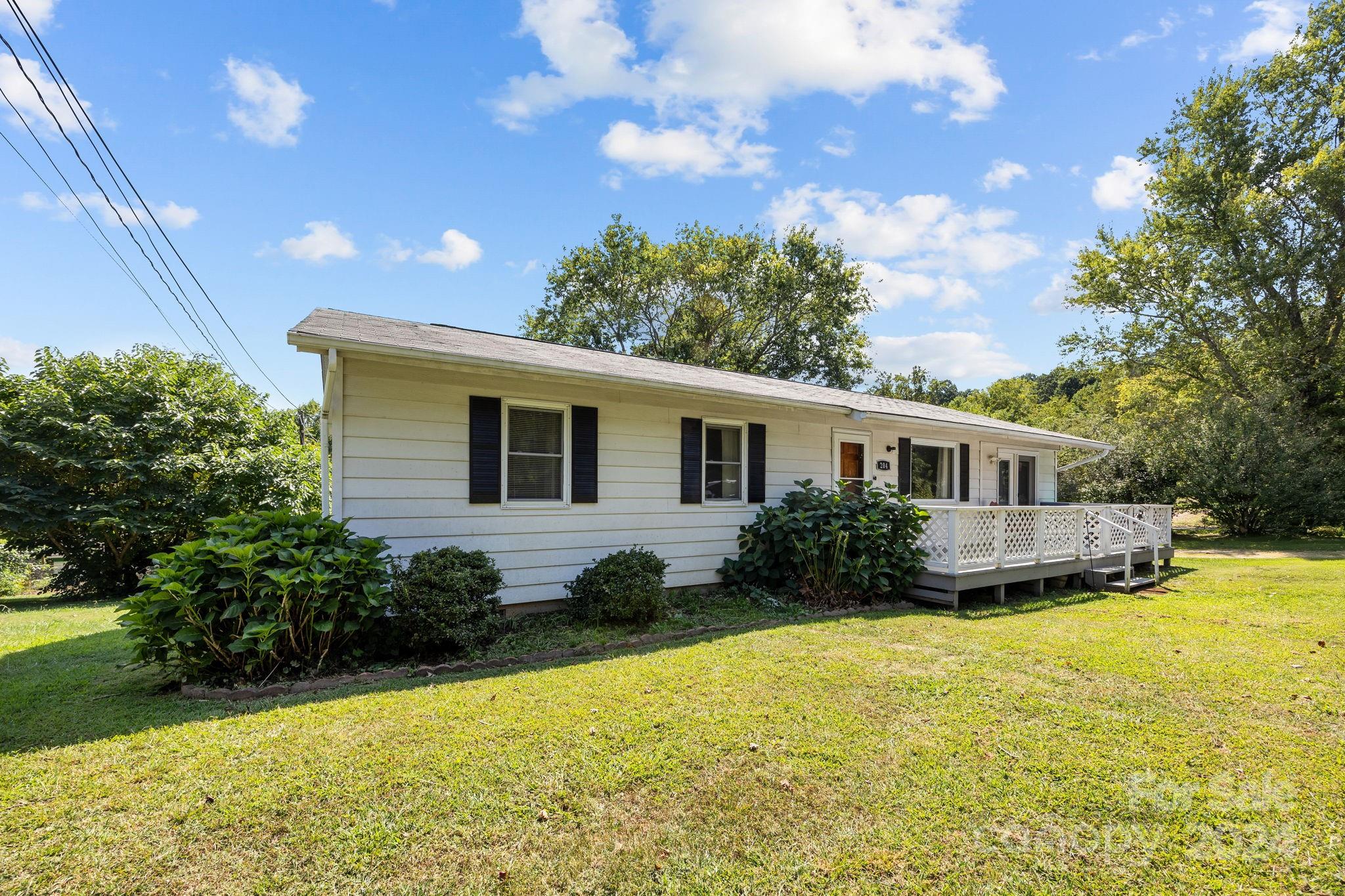 Cedar Hill Rd, Asheville, NC 28806