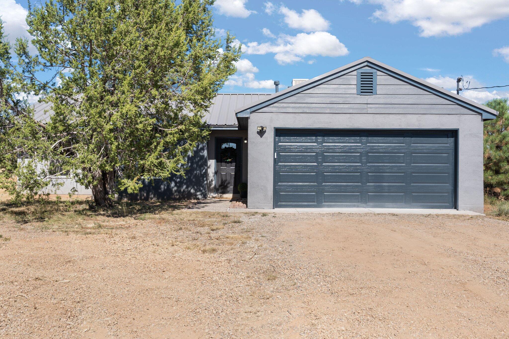 Jesse James Rd, Edgewood, NM 87015