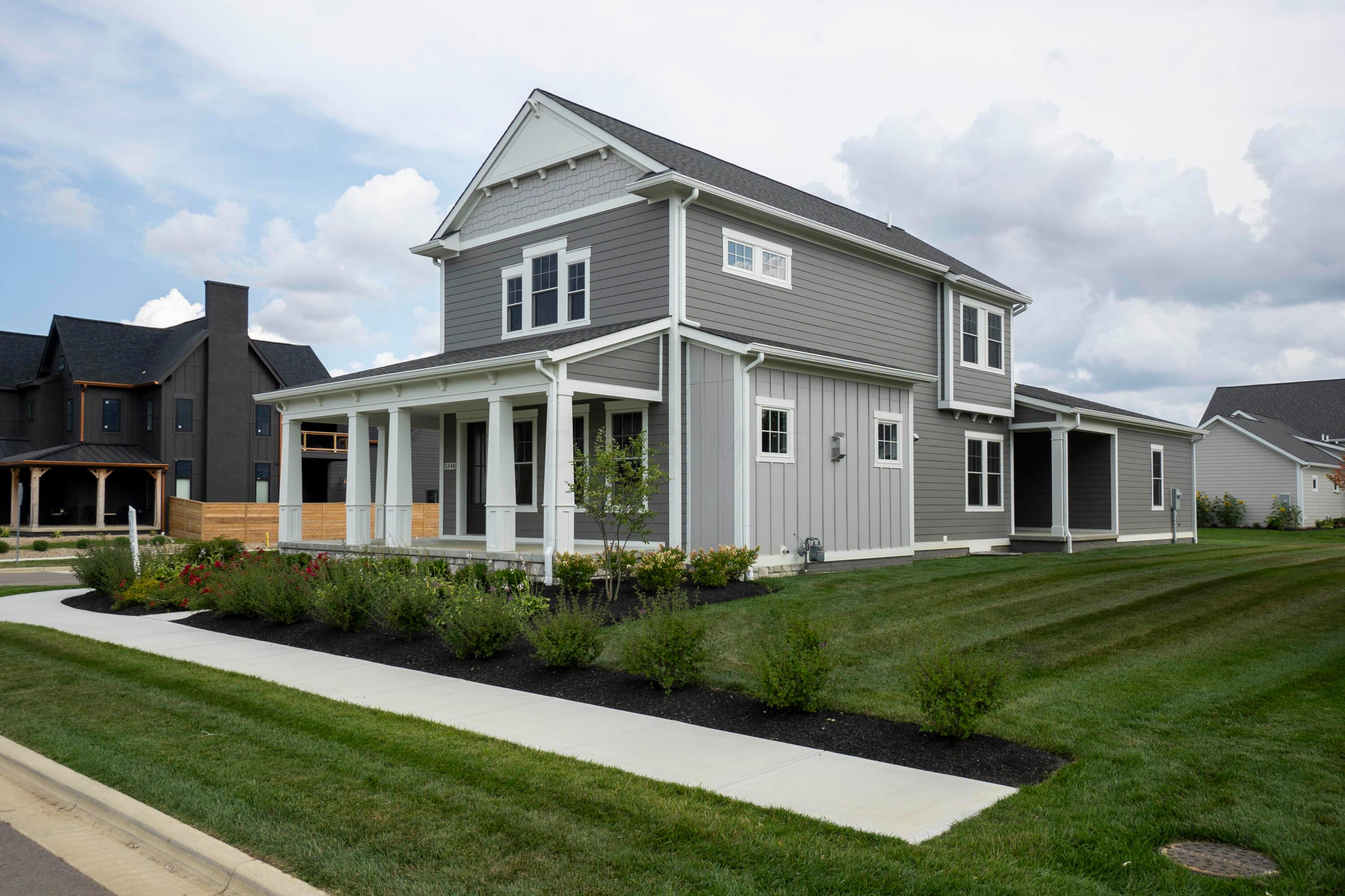 Maple Dr, Lewis Center, OH 43035