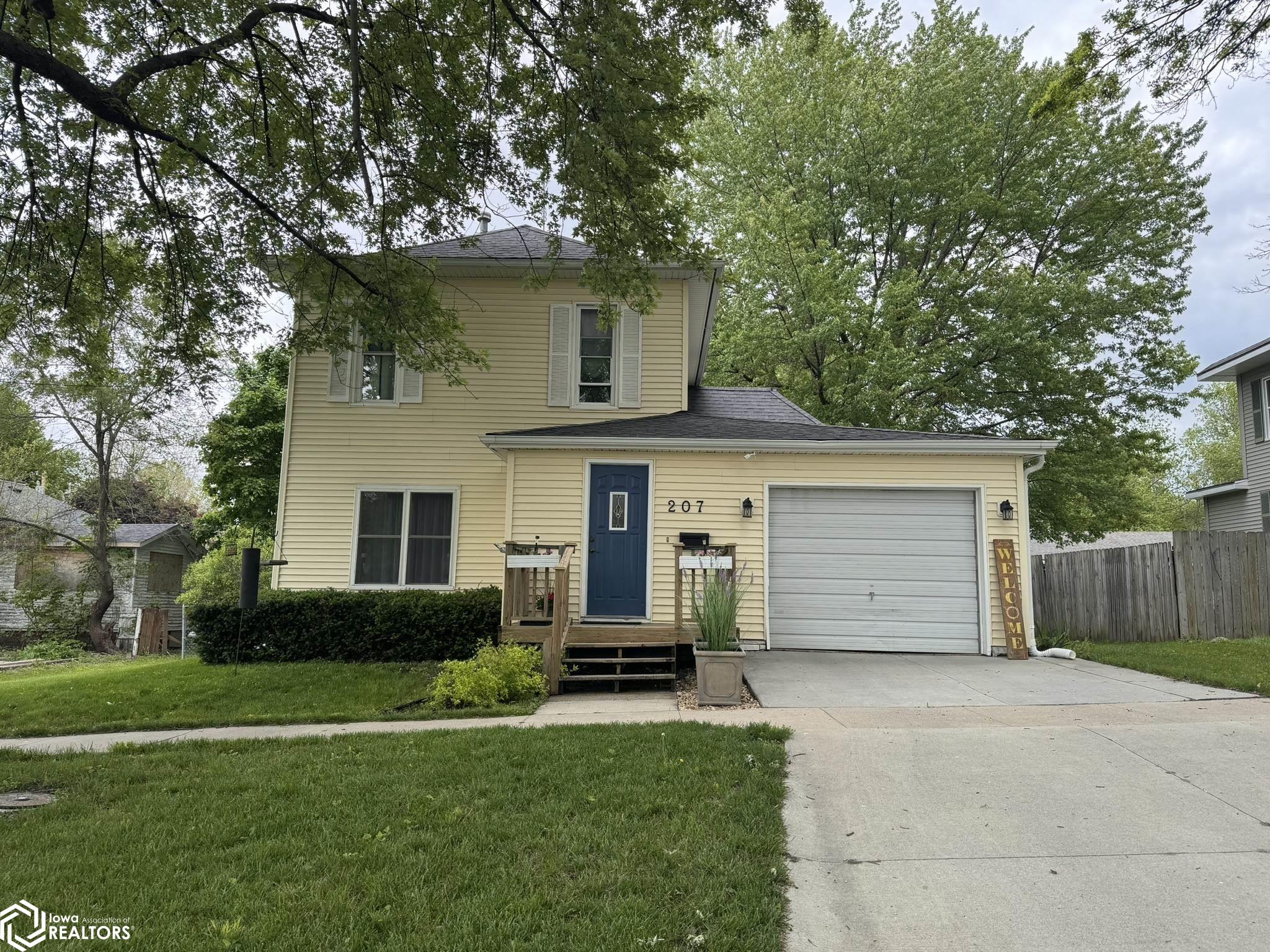 Temple St, Osceola, IA 50213