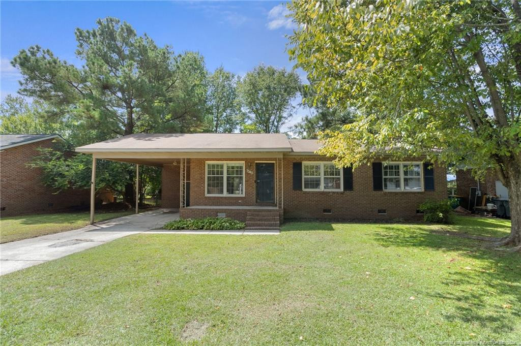 8th St, Lumberton, NC 28358