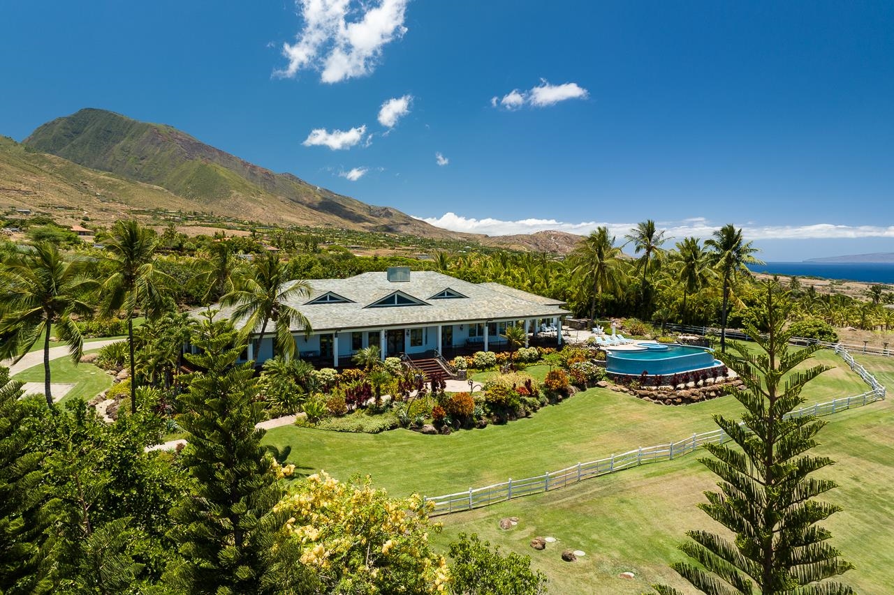 Wili Okai Way, Lahaina, HI 96761