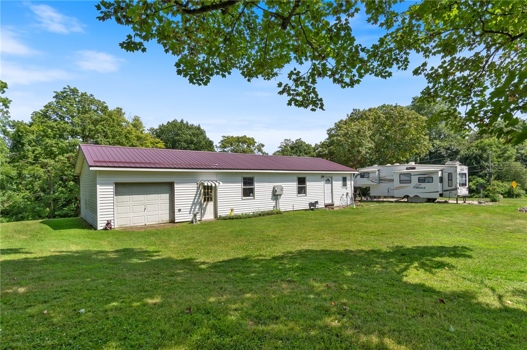 Margaretta Rd, Sodus Point, NY 14555