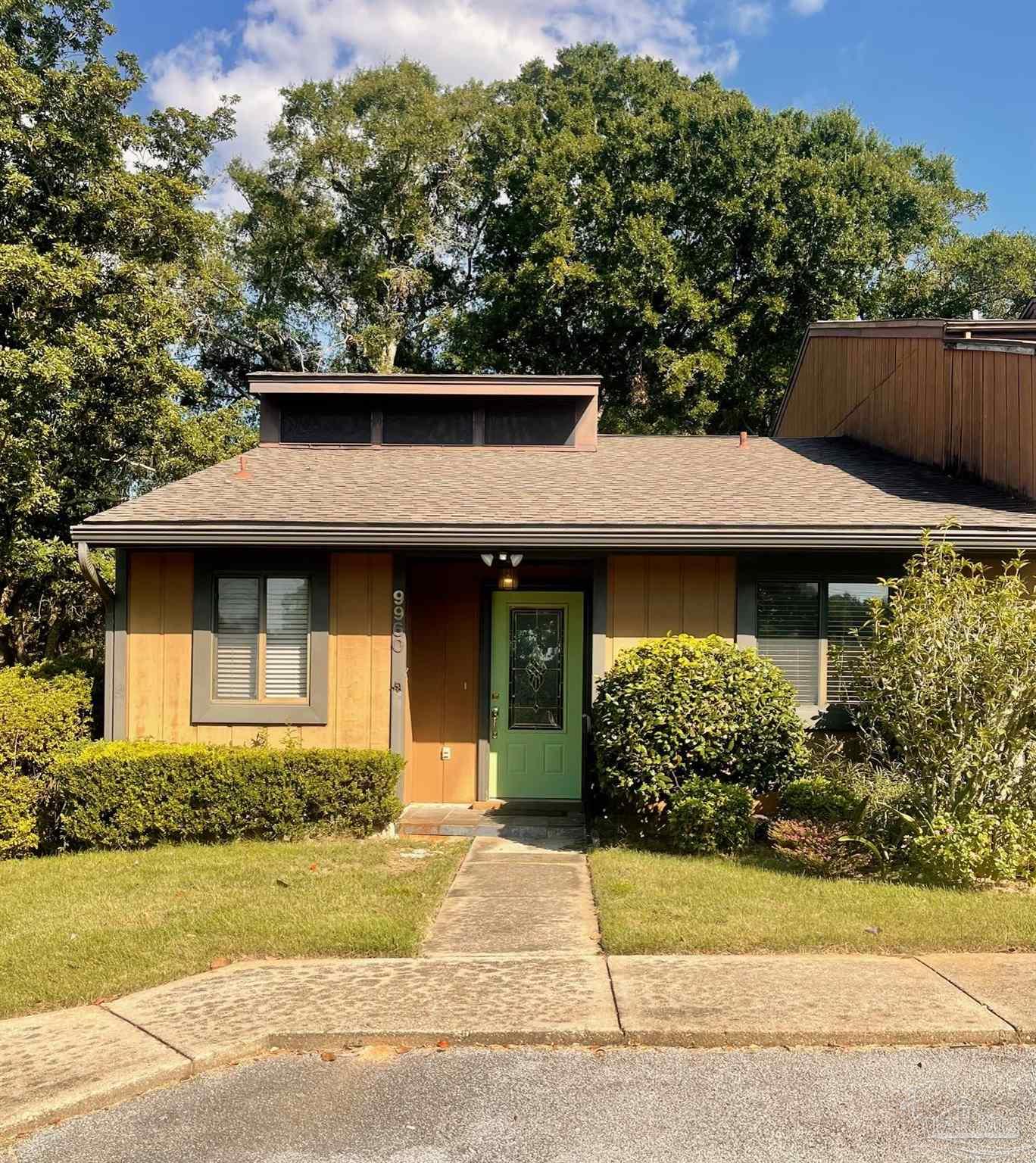 Fairway Villas Ln, Pensacola, FL 32514