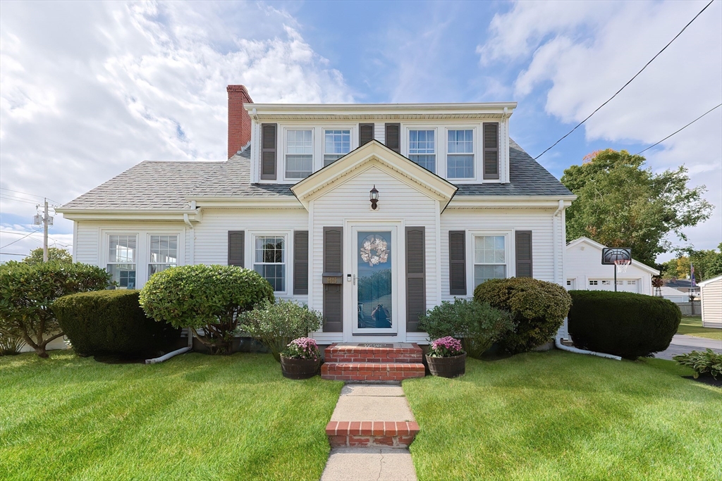 Wyola Rd, Swansea, MA 02777