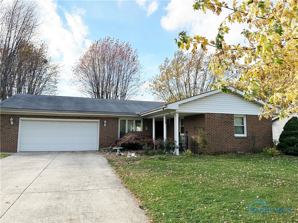 Vickie Ln, Fostoria, OH 44830