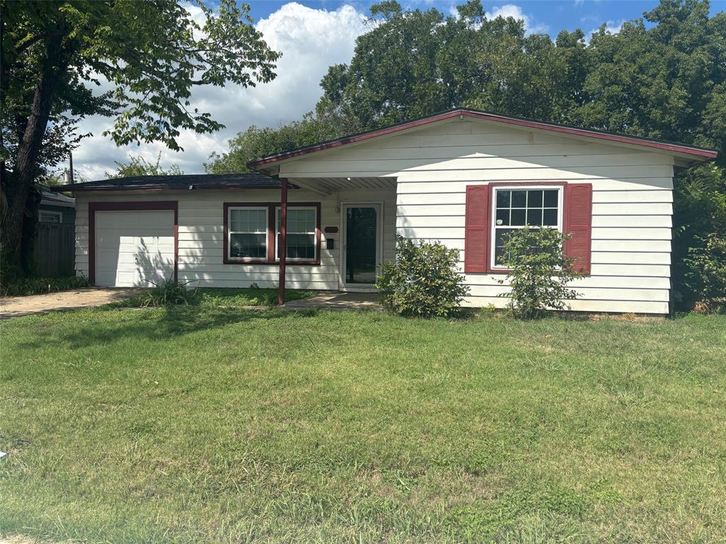 Hensley St, Arlington, TX 76010