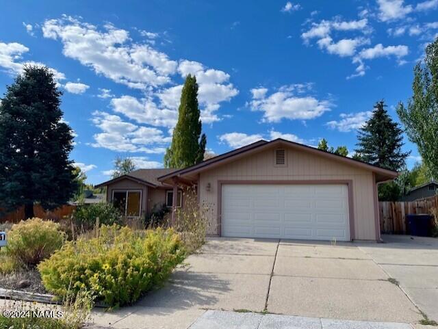 Brenda Loop, Flagstaff, AZ 86001
