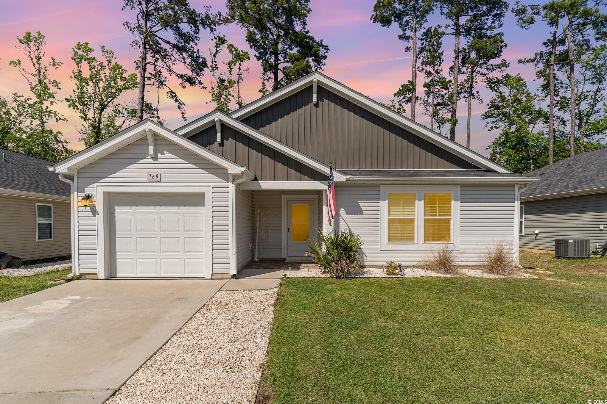 Landmark Cv, Calabash, NC 28467