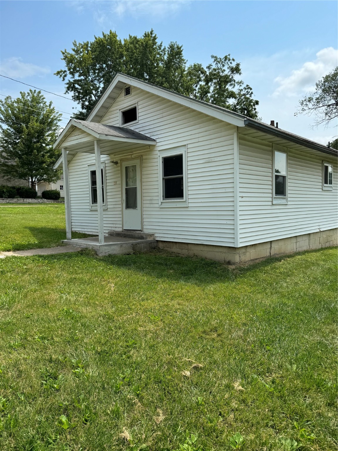 Evans St, Des Moines, IA 50315