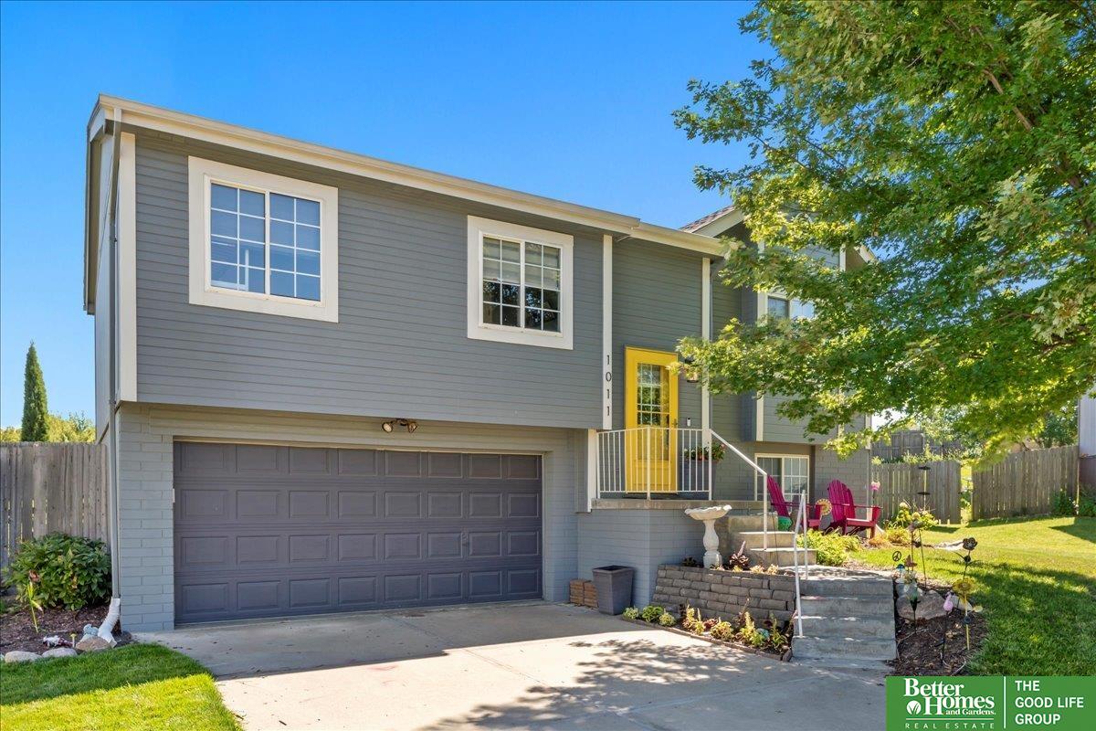 Mesa Cir, Papillion, NE 68046